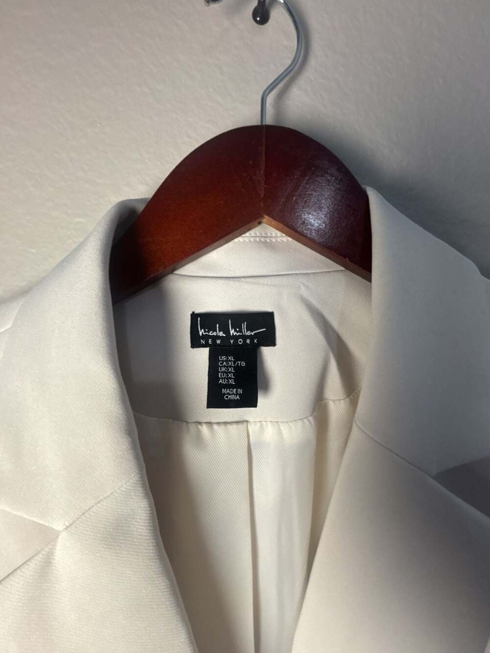 Nicole Miller New York White Single Button Blazer Size XL